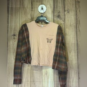 NWT Upcycled Butterfly Flannel Tee Cropped Size Small- Medium
